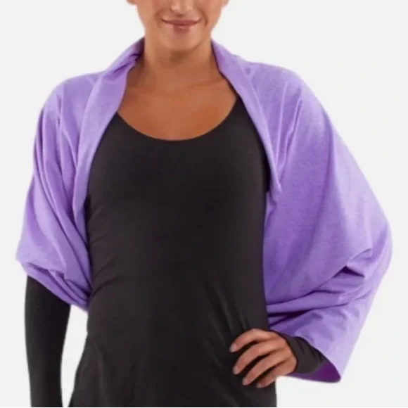 Lululemon Vinyasa Reversible ColorBlock Scarf - Zinfandel Purple/Winter Orchid - Picture 15 of 16